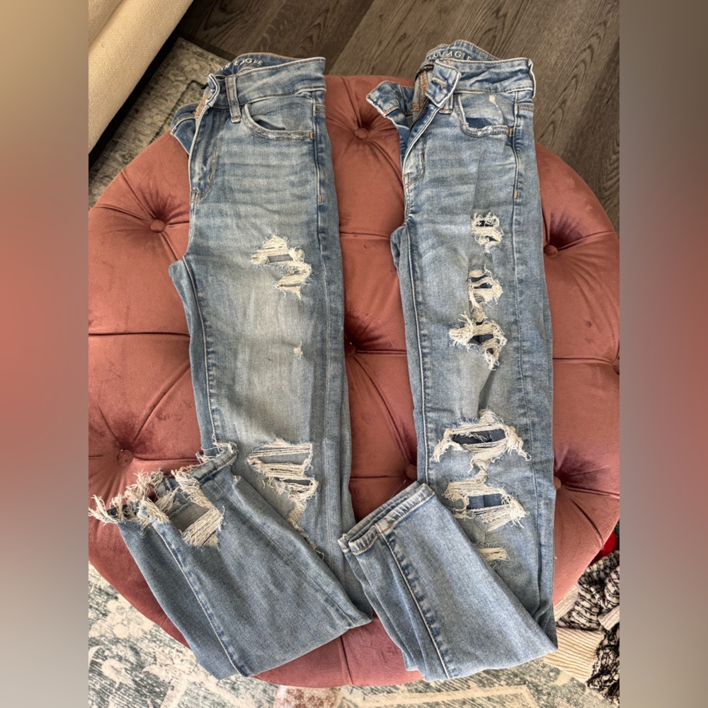 American Eagle Outfitters Light Blue Distressed Boyfriend Jeans